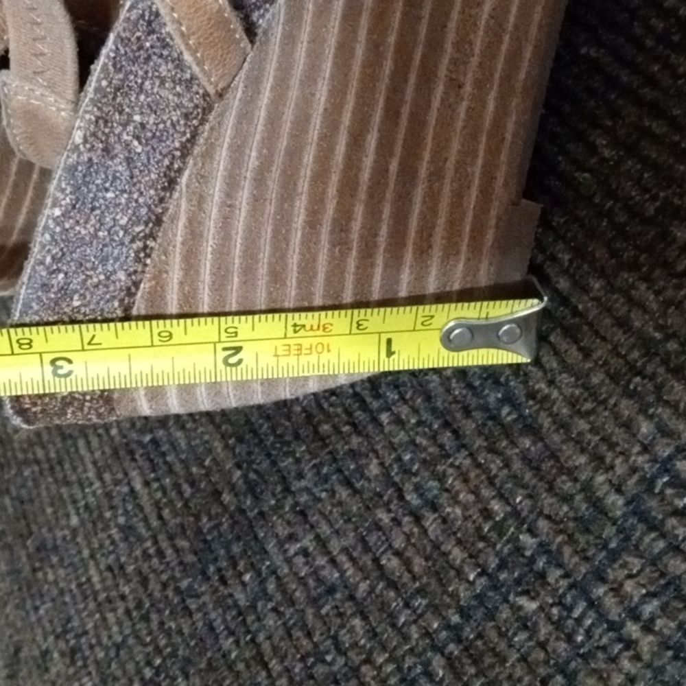Madison Sandals - Picture 8 of 10